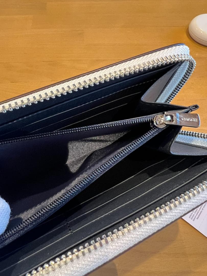 【極美品】COACH コーチ 長財布 ホワイト花柄