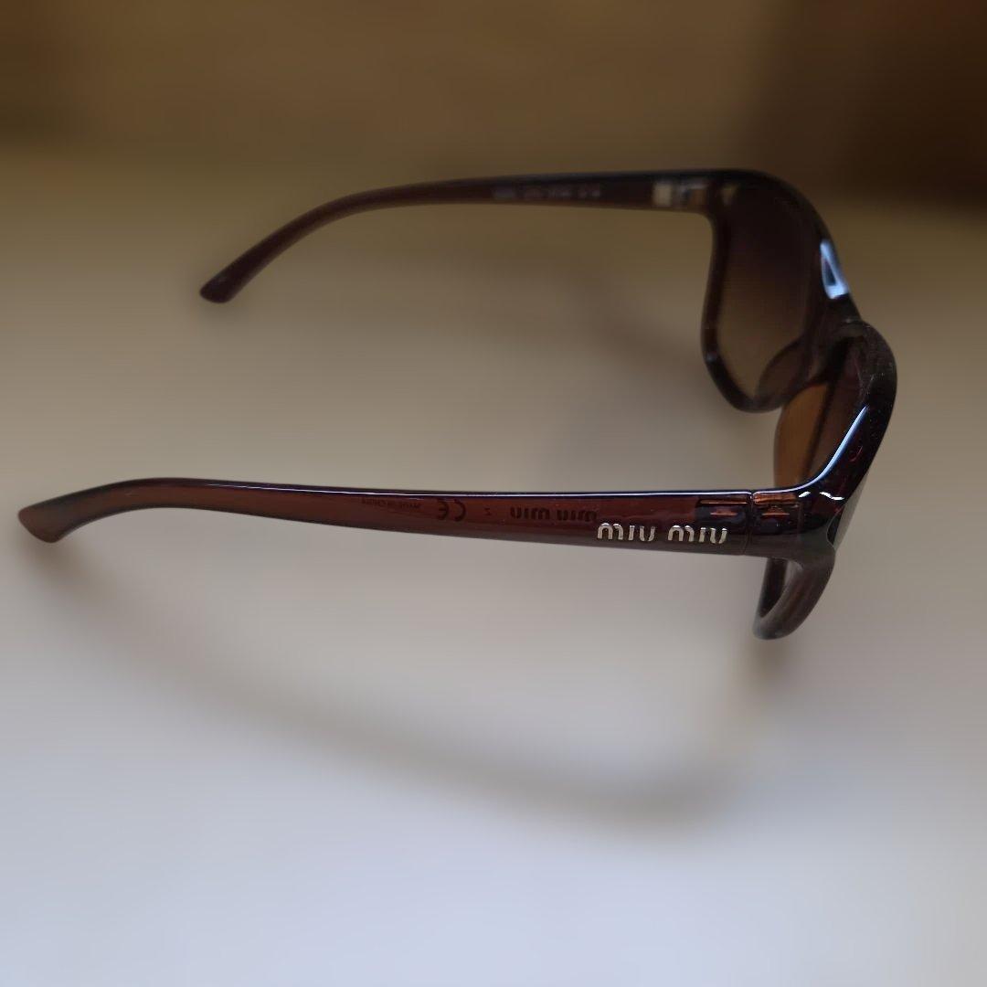 Miu Miu ブラウン グラデーションレンズ サングラス