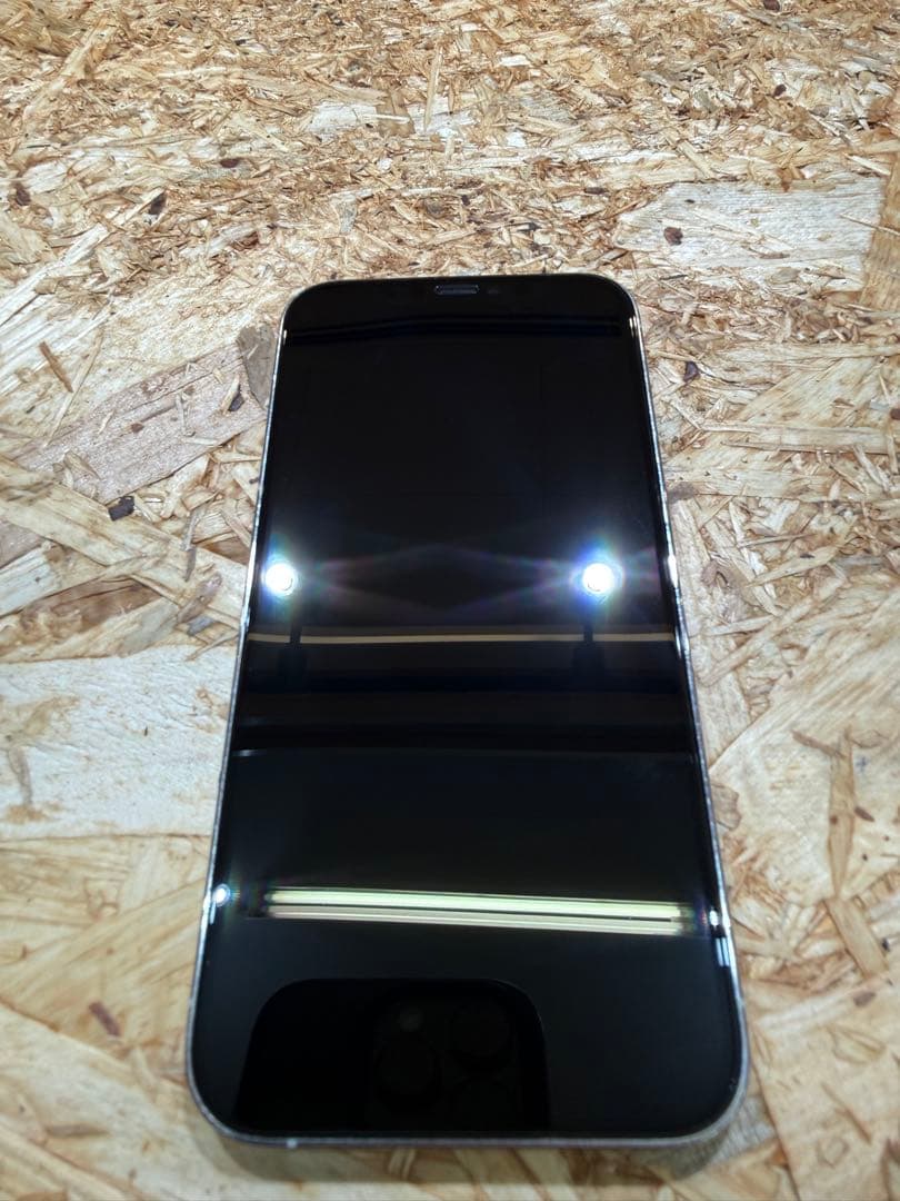 Apple iPhone 12 Pro バッテリー100%