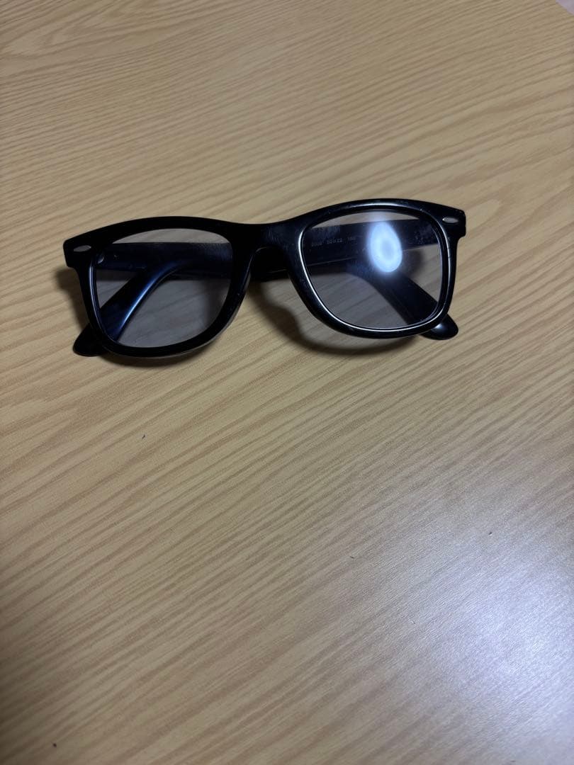 Ray-Ban Wayfarer サングラス ケース付き