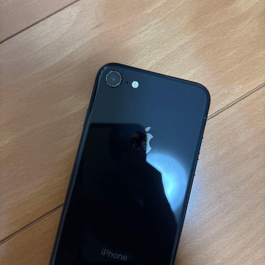 Apple iPhone 8 本体 ブラック