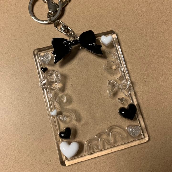 フォトキーホルダー デコ アクリルキーホルダー トレカケース