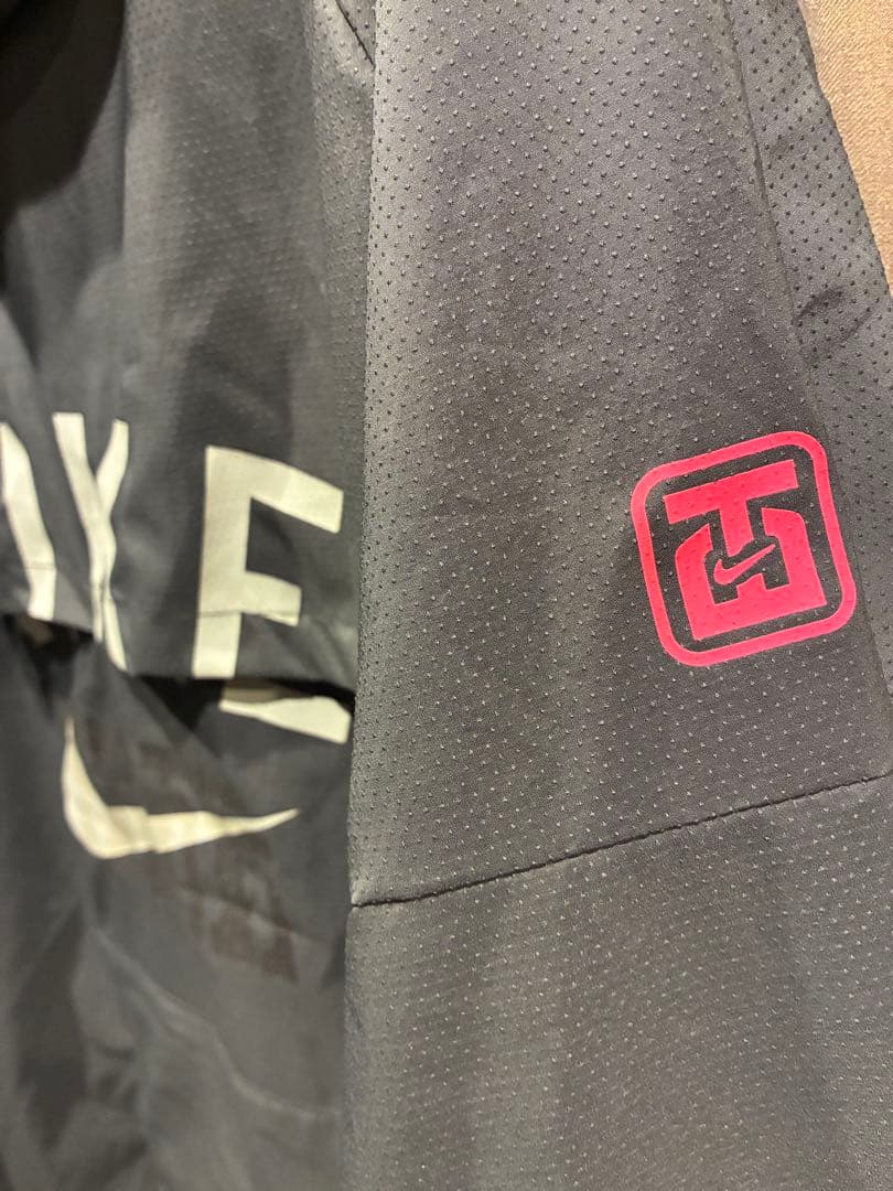NIKE レペル ウィンドランナー \"EKIDEN\"UV ランニングジャケット