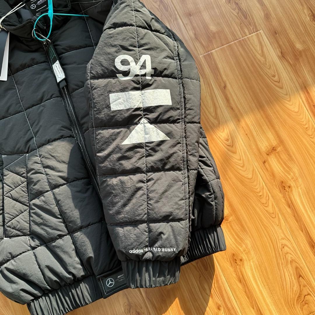ジャケット・アウター Adidas Bad Bunny Mercedes-AMG F1 Jacket