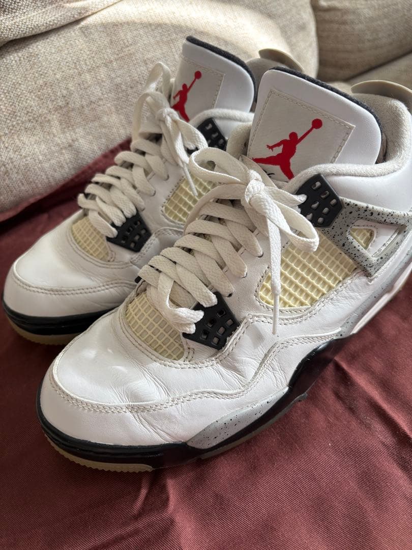 Air Jordan 4 ホワイト/グレー/赤