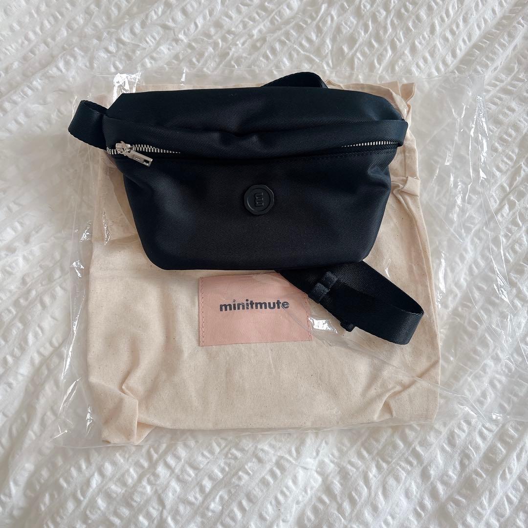 本日限定値下げ☺︎minitmute Clo Waist Mini Black