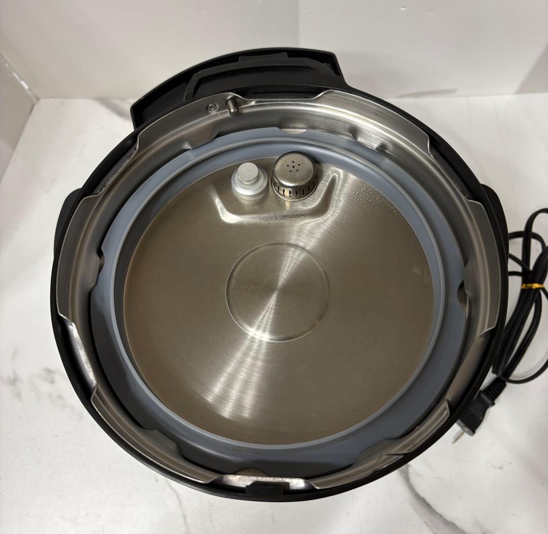 美品　Panasonic　電気圧力鍋　SR-MP300　家電　キッチン　お鍋