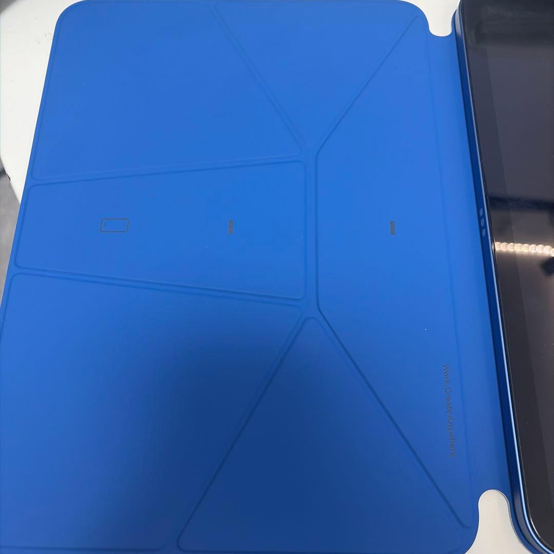 ［極美品］iPad A16 本体＋moftケース＋ESRガラスフィルム