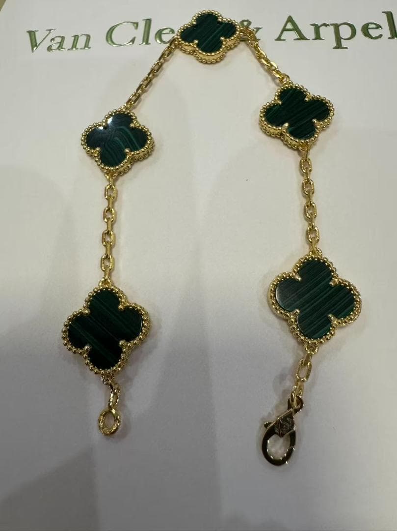 Van Cleef & Arpels ヴァンクリーフ&アーペル