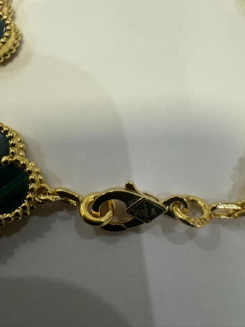 Van Cleef & Arpels ヴァンクリーフ&アーペル