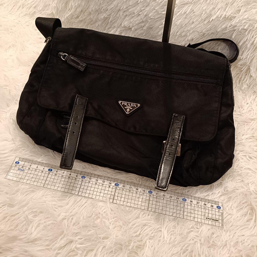 PRADA✨️ メッセンジャーバッグ　ブラック　プラダ　斜め掛け