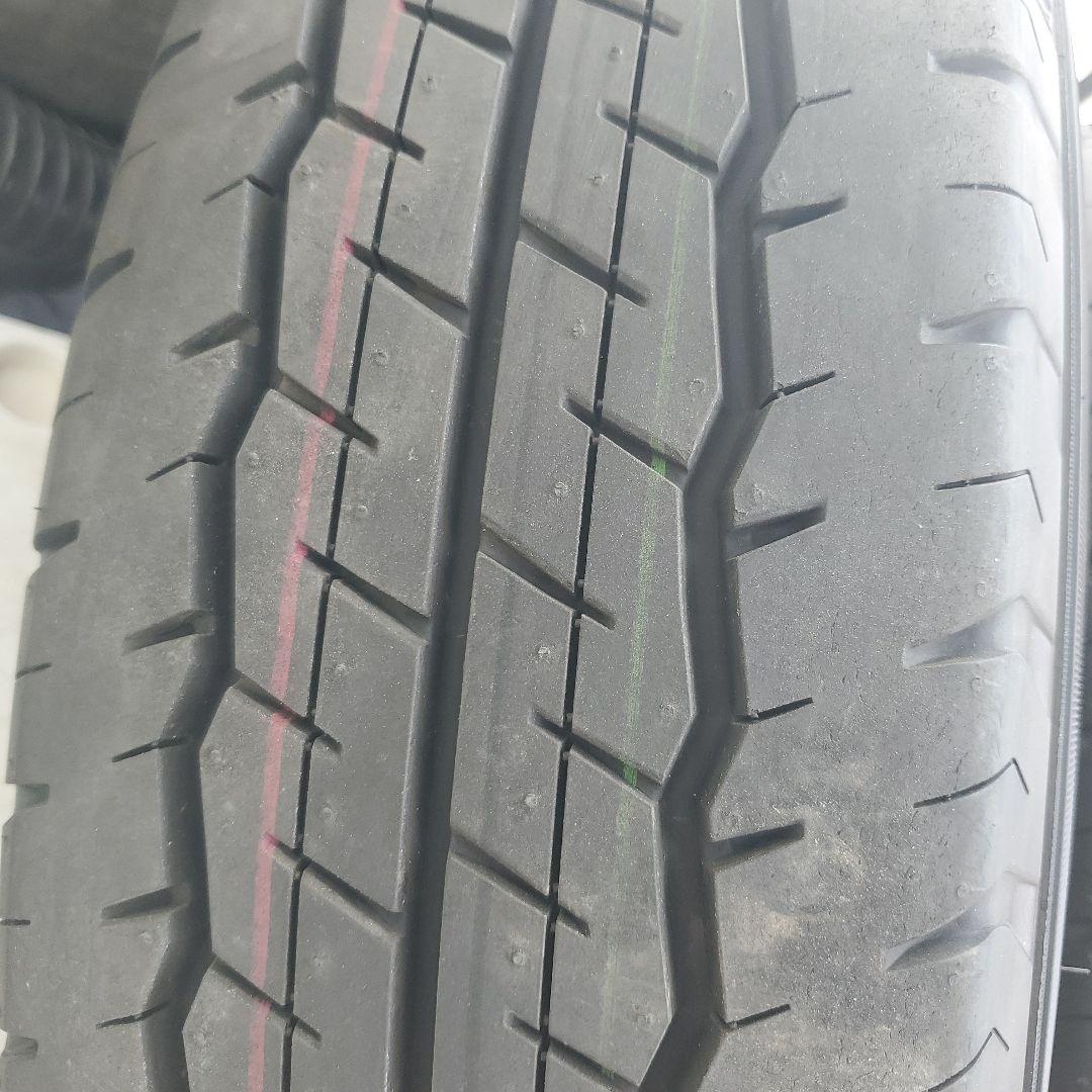①【新車外し】☆送料無料☆ハイエース 純正タイヤ 2本セット 195/80R15
