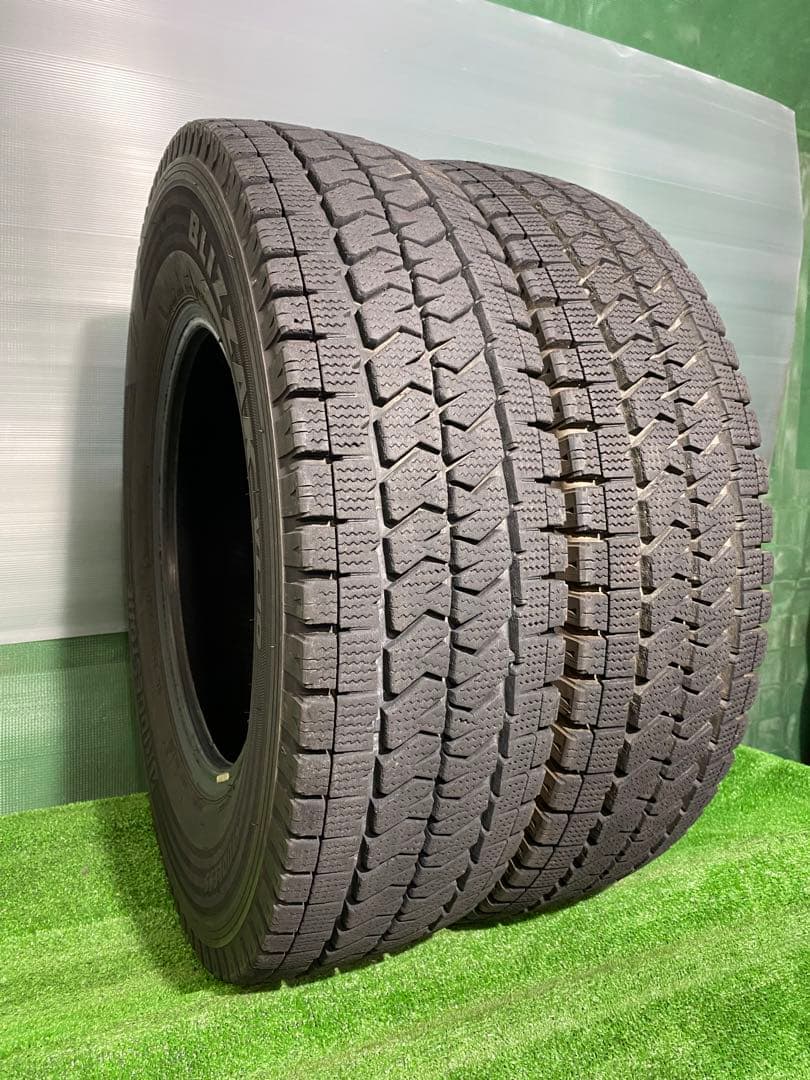 195/80R15 BRIDGESTONE BLIZZAK VL10 23年