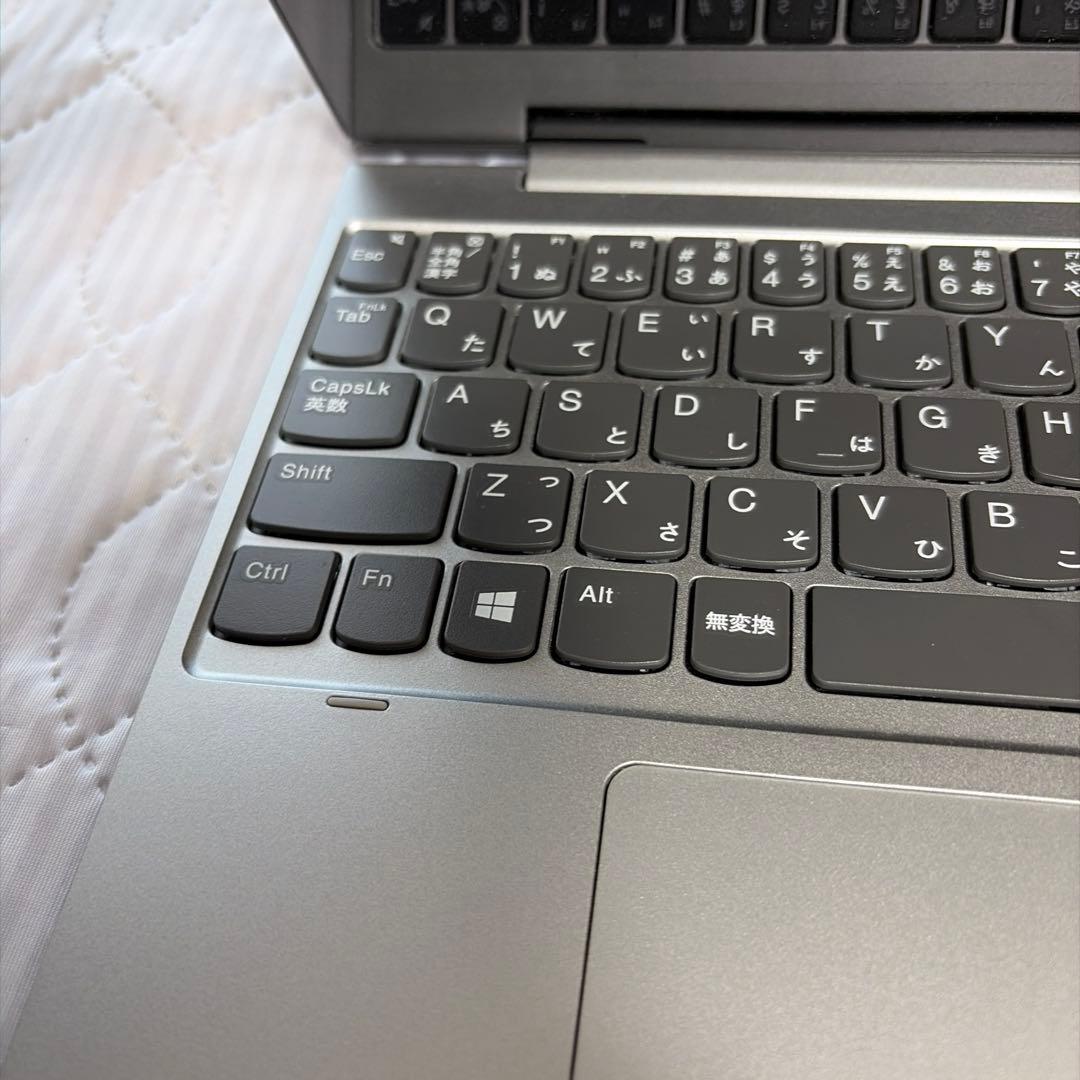 Lenovo IdeaPad D330ノートパソコン　Windows