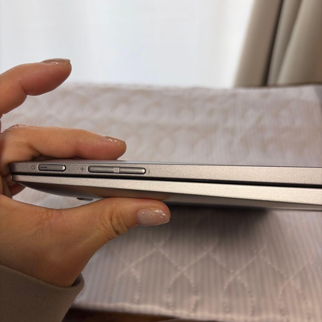 Lenovo IdeaPad D330ノートパソコン　Windows