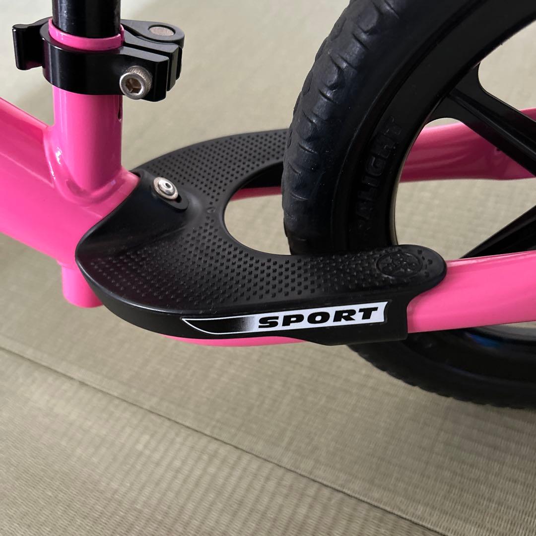 STRIDER バランスバイク SPORT ピンク/ブラック 12インチ