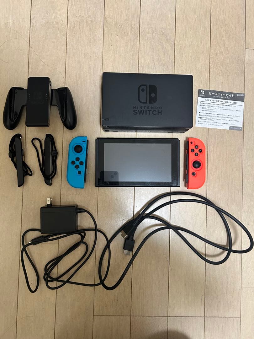 NINTENDO SWITCH (おまけケース付き)