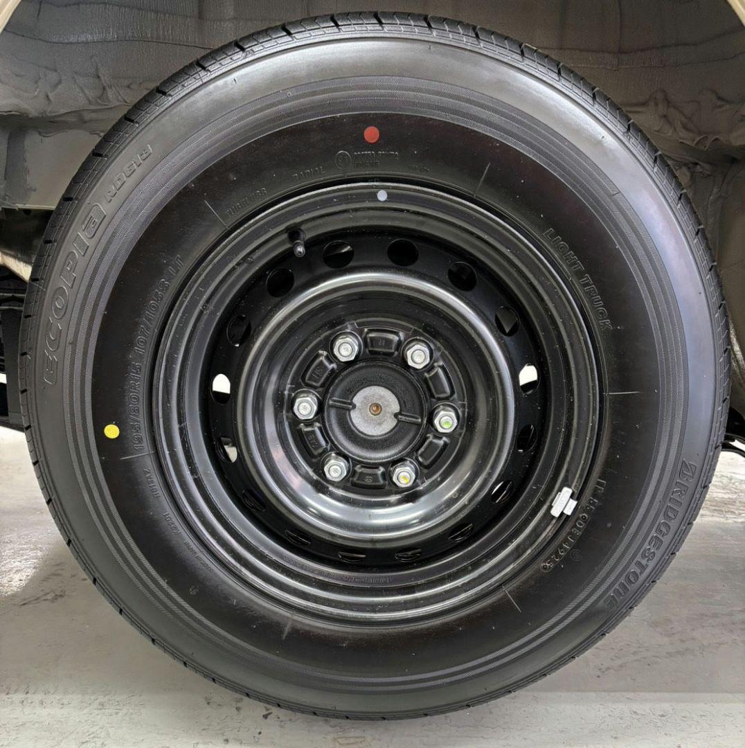 さよ様）ハイエース200系 新車外しブリヂストン　ECOPIA RD613