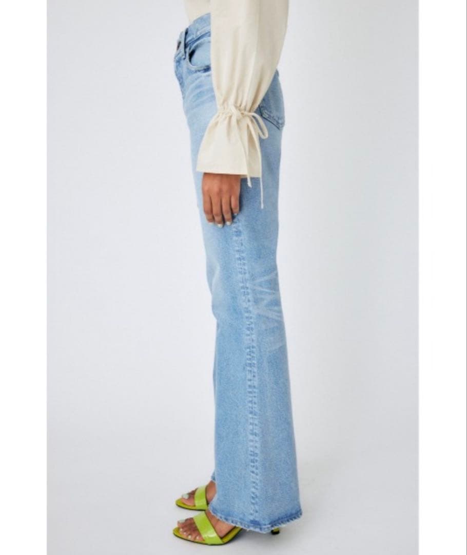 MOUSSY マウジー MVS L/BLU FLARE デニム ライトブルー