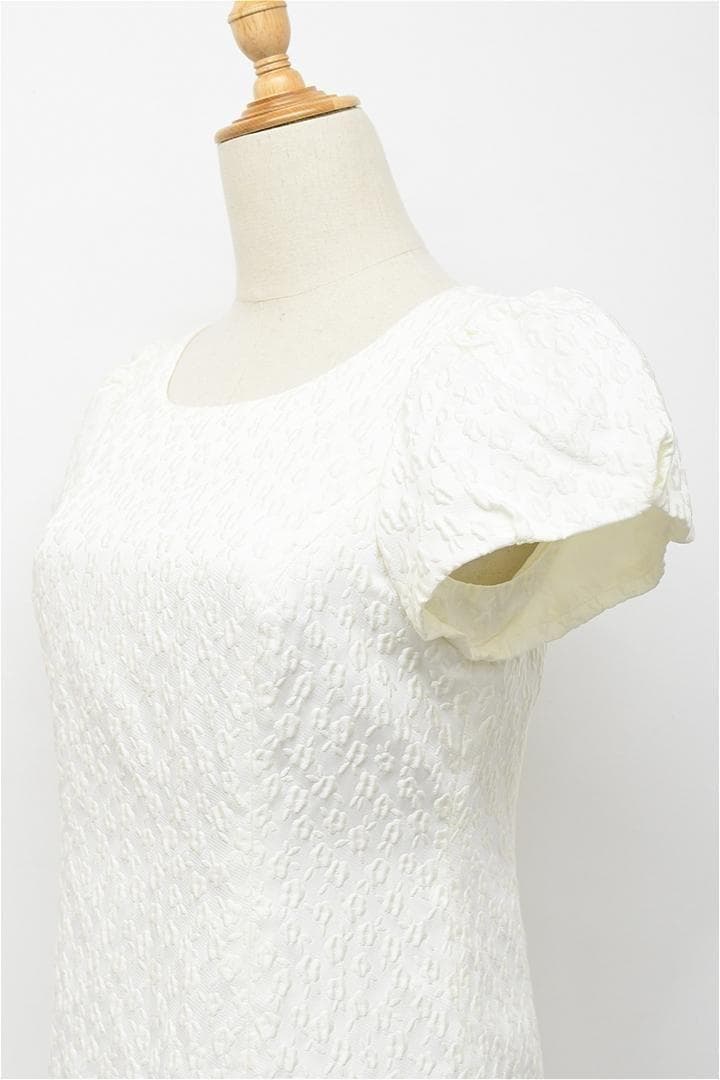 D419/美品 M'S GRACY ワンピース ドレス 総柄 エンボス 40 白
