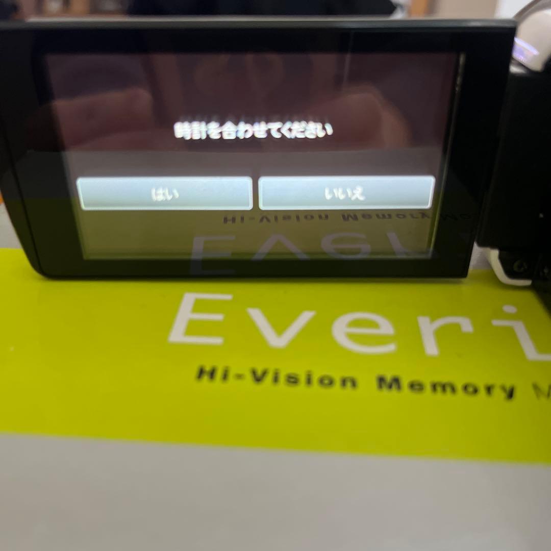 『作動済み』JVC Everio GZ-HM133-W ビデオカメラ