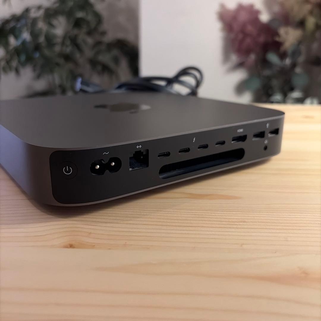 Mac mini Intel Core i7 16GBメモリ