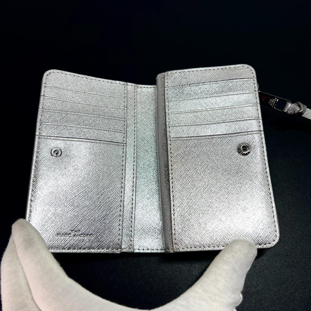 正規品＆極美品‼️ マークジェイコブス スナップショット 三つ折り財布 シルバー