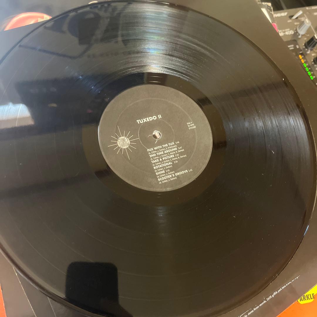 Tuxedo II レコード
