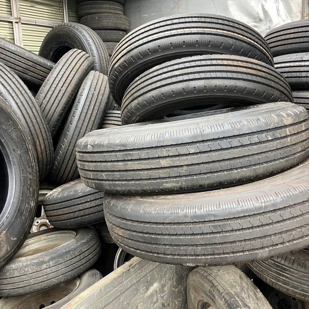 【新車外】225/80R17.5　123/122L　ヨコハマ　縦目　RY138E