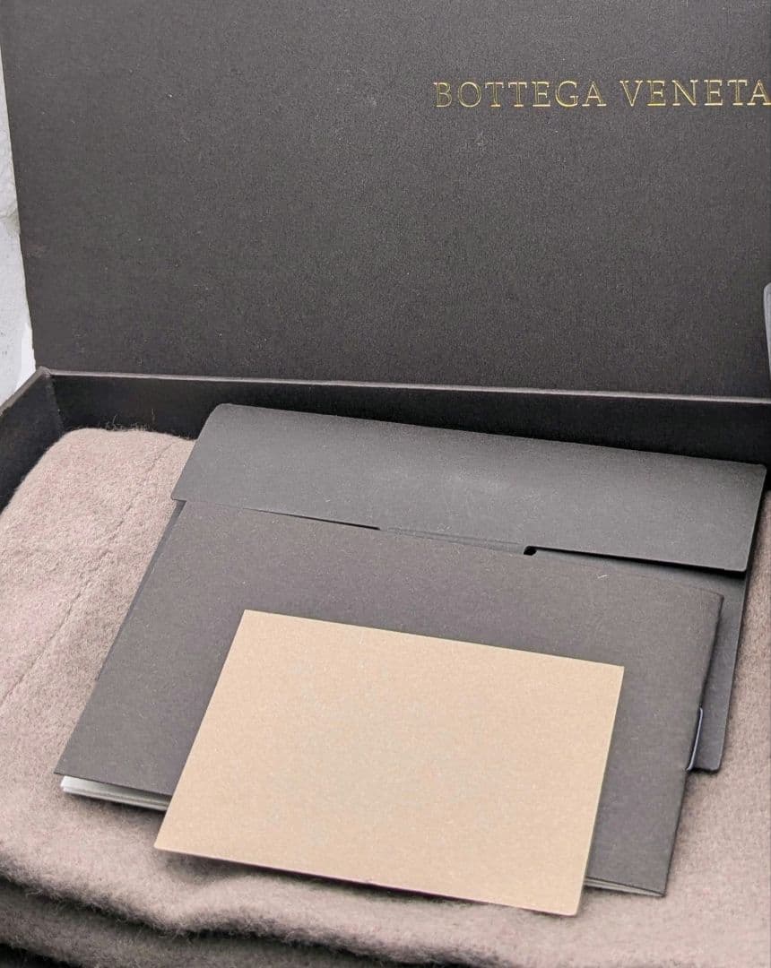 未使用品 ボッテガヴェネタ ラゲッジタグ ネームタグ イントレチャート ブラック