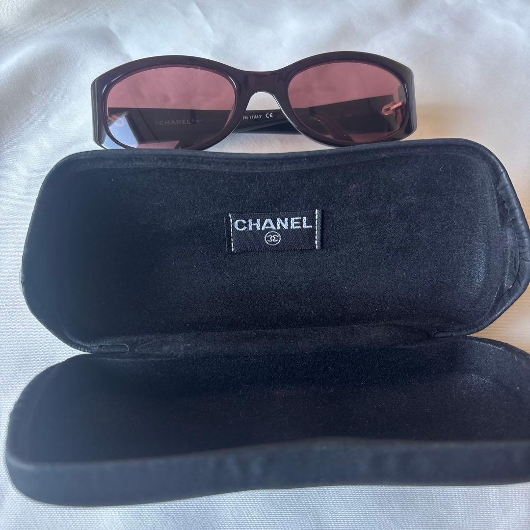 CHANEL サングラス ピンクレンズ