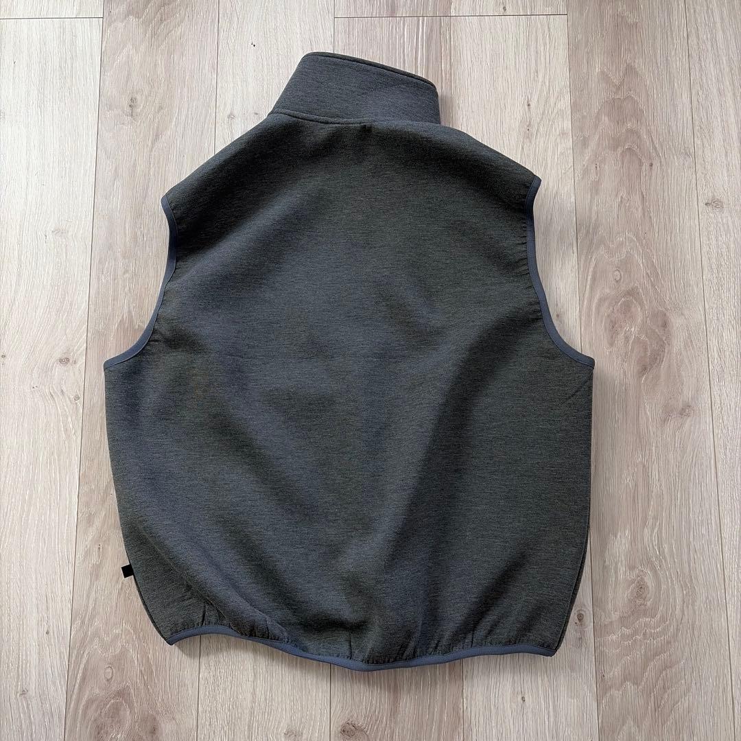 ダイワピア39 TECH SCUBA KNIT STAND カラーベスト