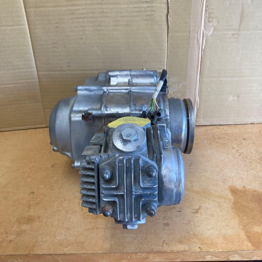 C50 スーパーカブ 6v エンジン