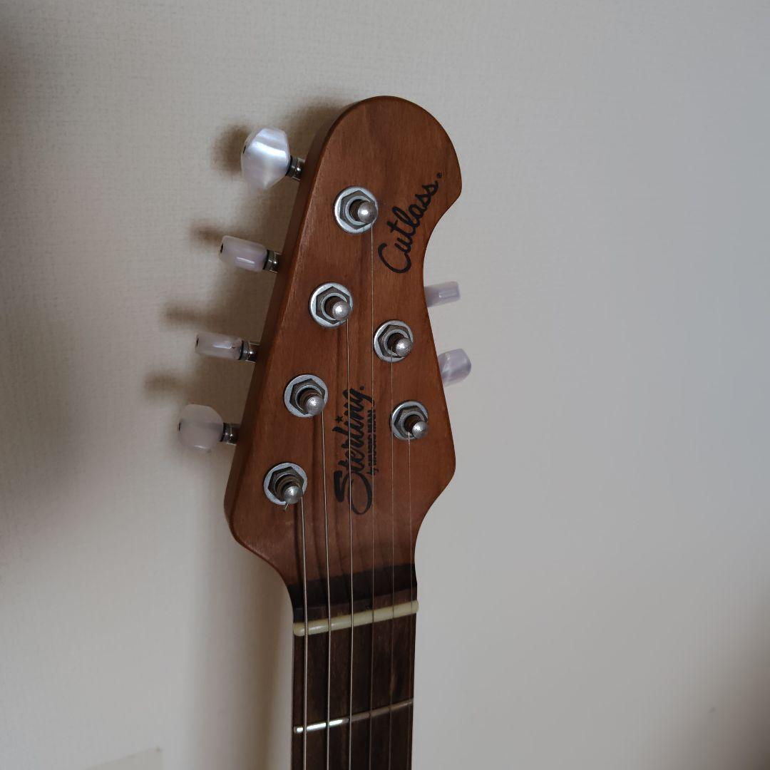 Sterling　by　musicman CUTLASS CT50HSS（改）