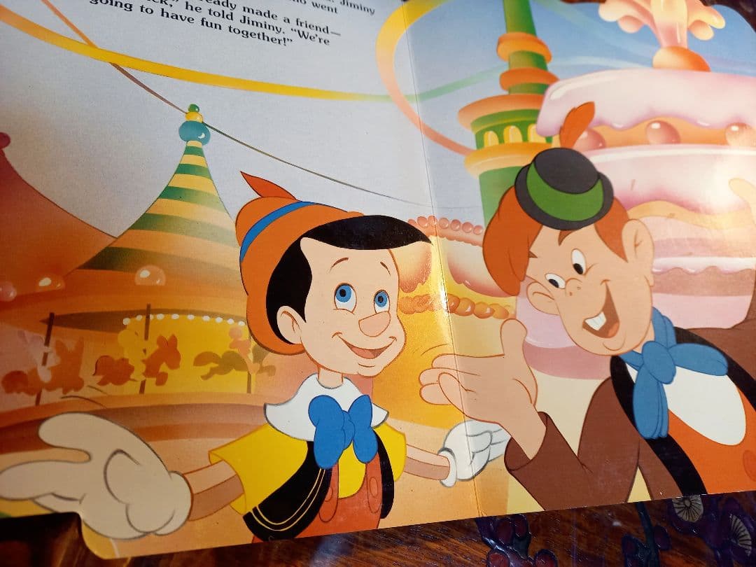 絵本・児童書 WALT DISNEY PINOCCHIO ON PLEASURE 