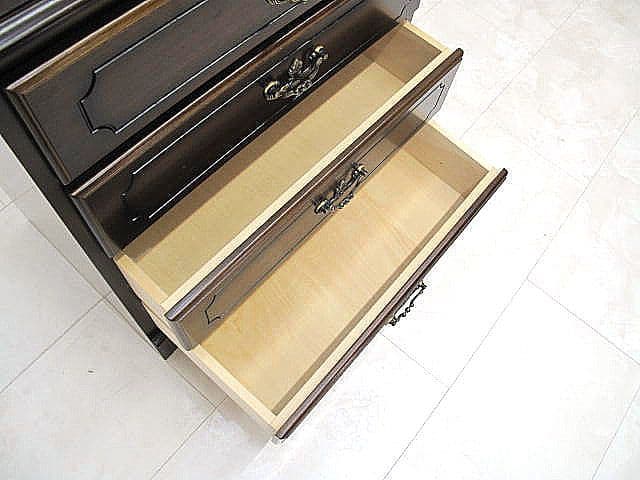 【展示品】カリモク コロニアル「QC1904NK」 4段チェスト 　約10.5万