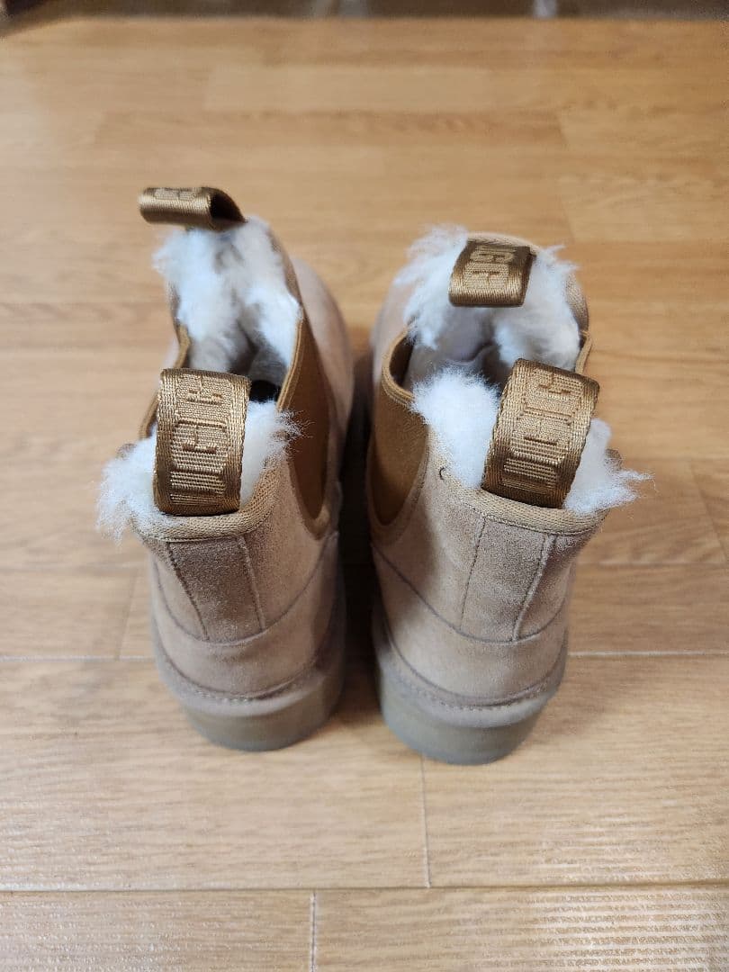 UGG ニューメル プラットフォーム チェルシー 厚底 ブーツ