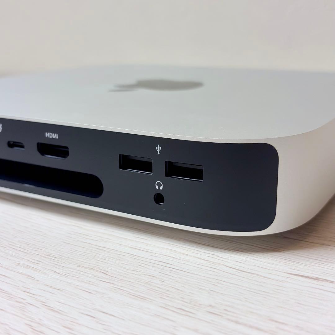 【極美品】Mac mini (M2, 2023) 8GB 256GB