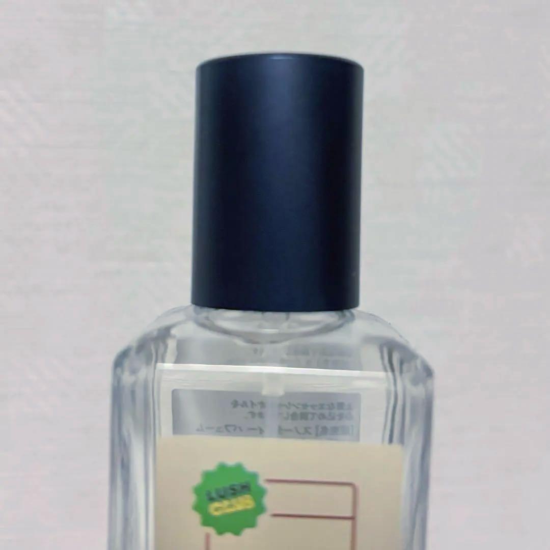 LUSH ／スノータフィー　パフューム（30ml）
