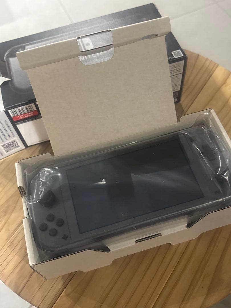 極美品Nintendo Switch Lite ディアルガ パルキア　ポケモン