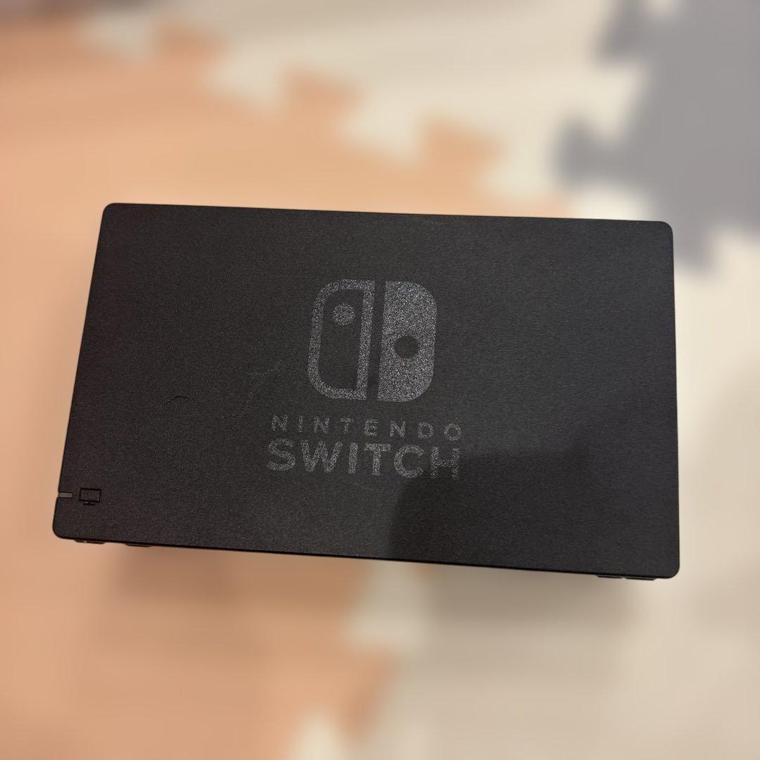 Nintendo Switch 本体　ブラック　ブルー