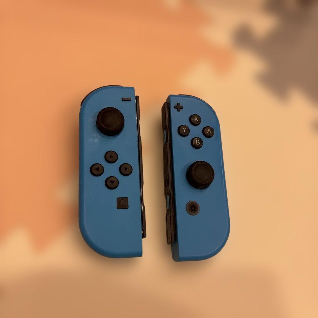 Nintendo Switch 本体　ブラック　ブルー