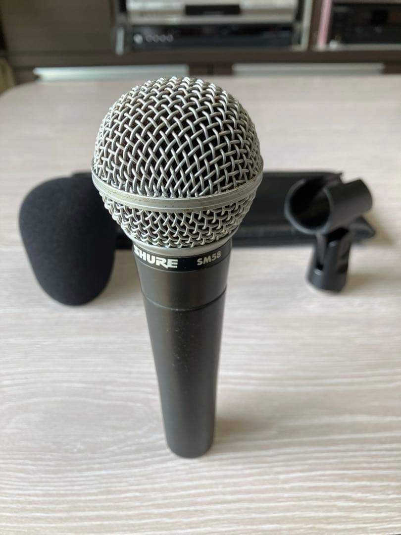 F*5様 美品❗️SHURE SM58 ダイナミックマイク（付属品付き）