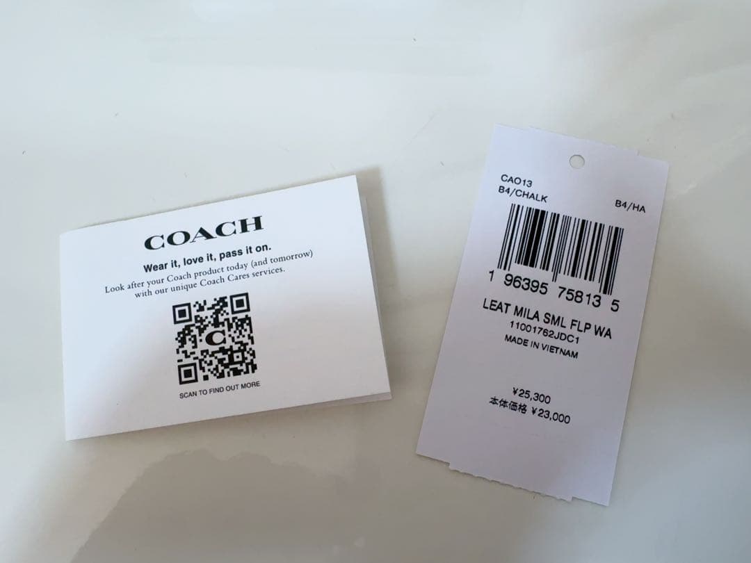 【新品・正規品】コーチ 三つ折り財布