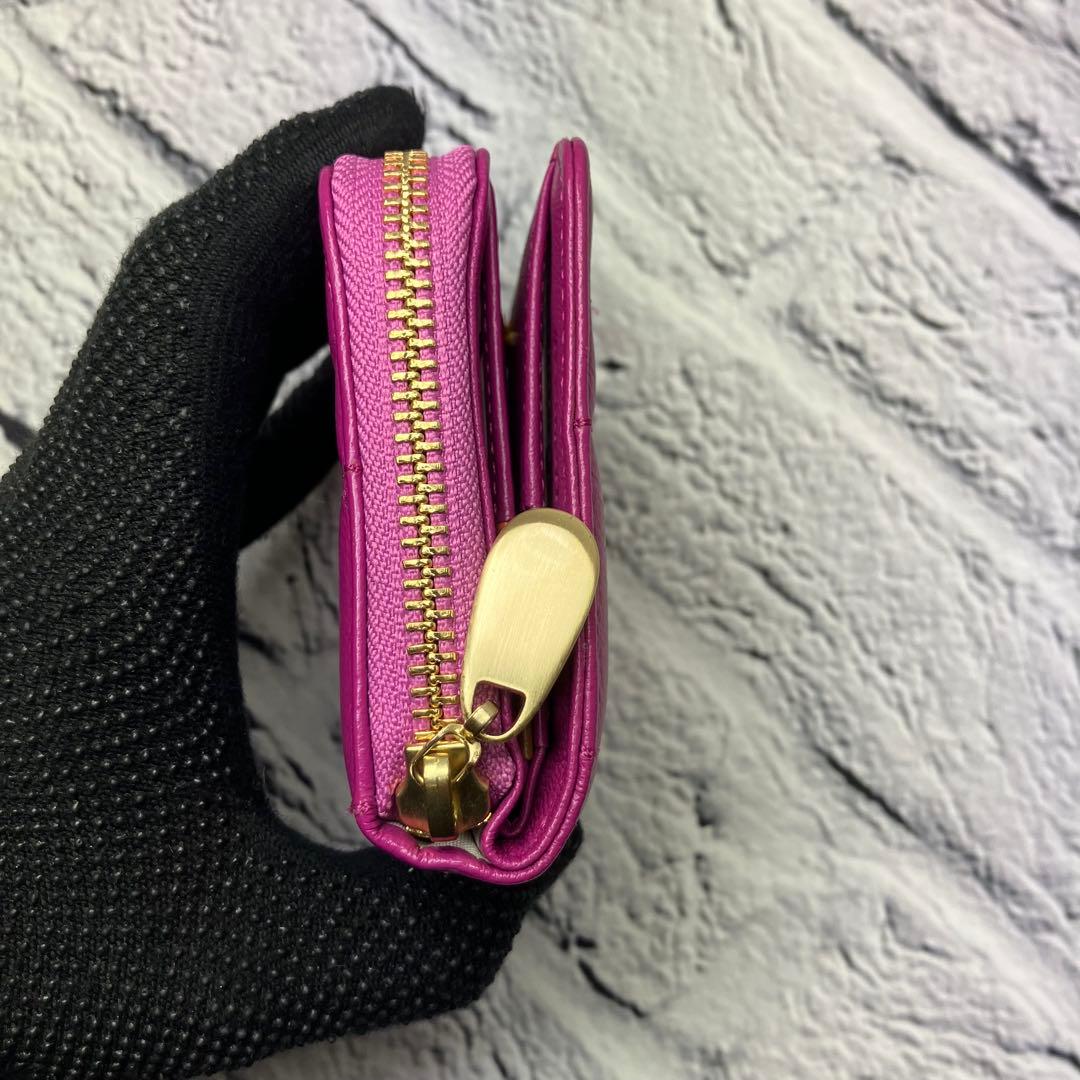 新品・未使用✨ツモリチサト ネコキルティング ラウンドファスナー 羊革 折り財布