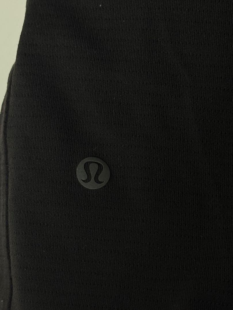 Lululemon Tシャツ オリーブ 黒 2枚セット