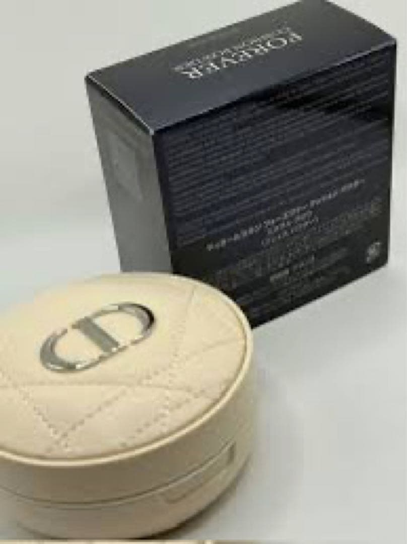 Dior フォーエヴァー クッション パウダー ラベンダー