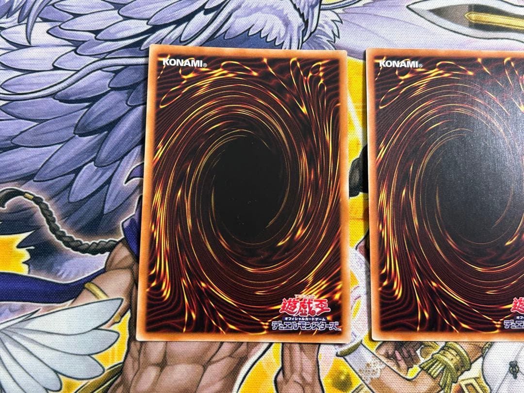 遊戯王 三幻神 プリズマ オベリスクの巨神兵 ラーの翼神竜 オシリスの天空竜