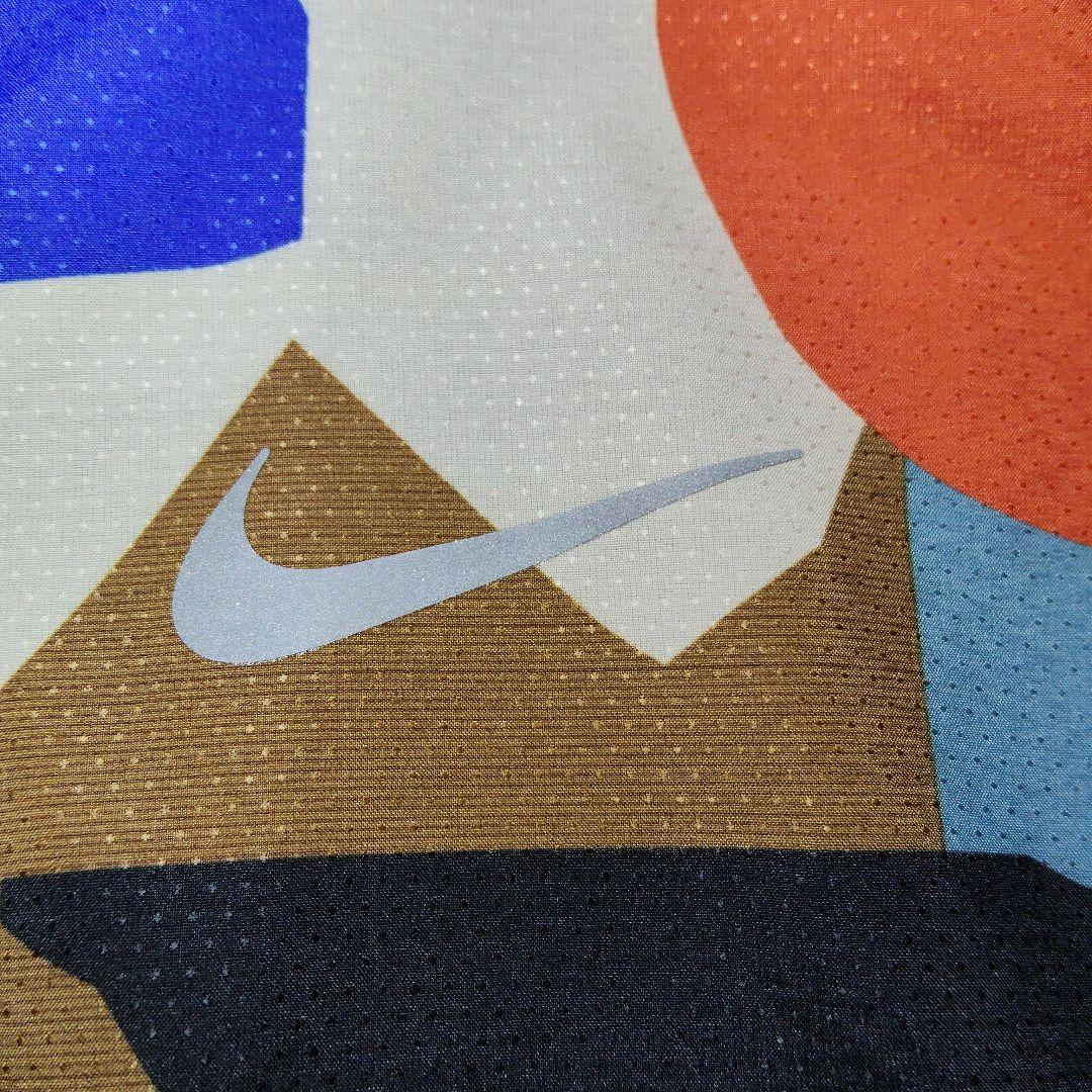 Lサイズ 美品【NIKE】ナイキランニング ナイロンウェア フルジップ パーカー