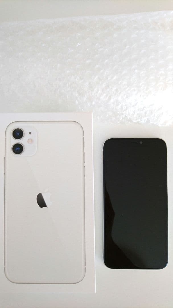 iPhone 11 ホワイト 128 GB SIMフリー